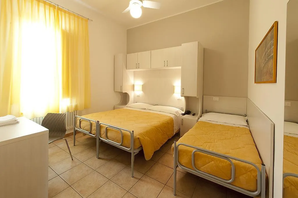 פורלי Hotel Gardenia