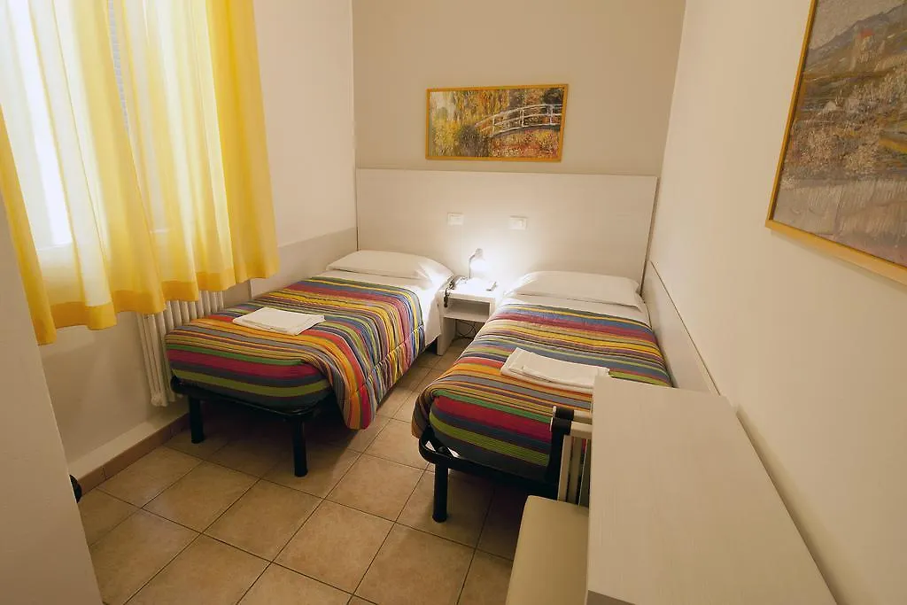פורלי Hotel Gardenia